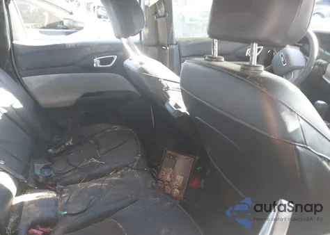 2025 Jeep Compass Latitude 4X4 from USA, damaged, VIN 3C4NJDBN5ST536404